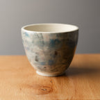 Ručně vyrobený hrnek na čaj