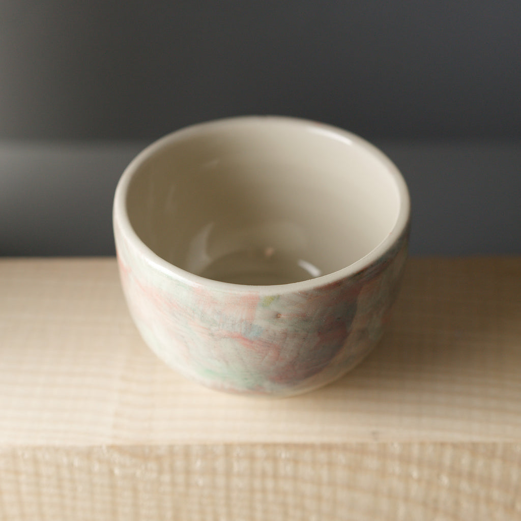 Ručně vyrobený hrnek na čaj - barevný