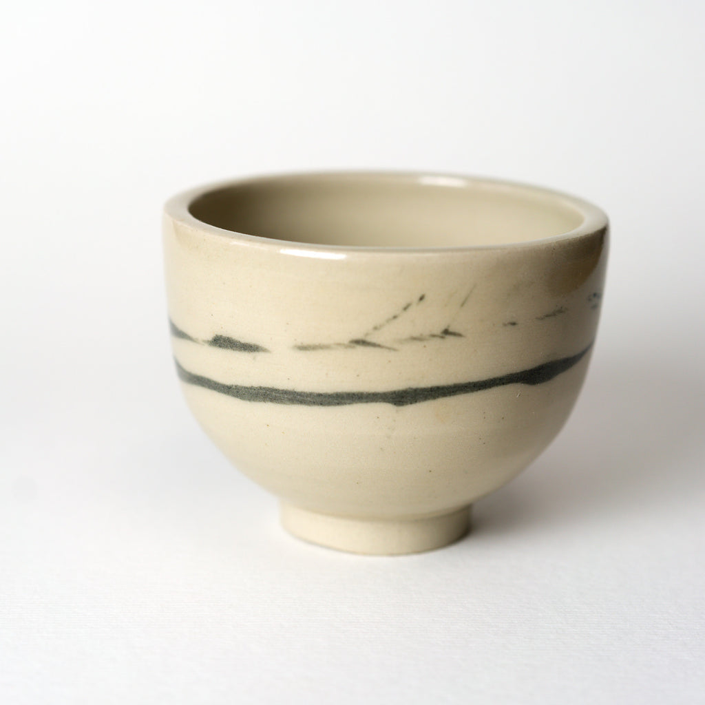 Ručně vyrobená čajová miska