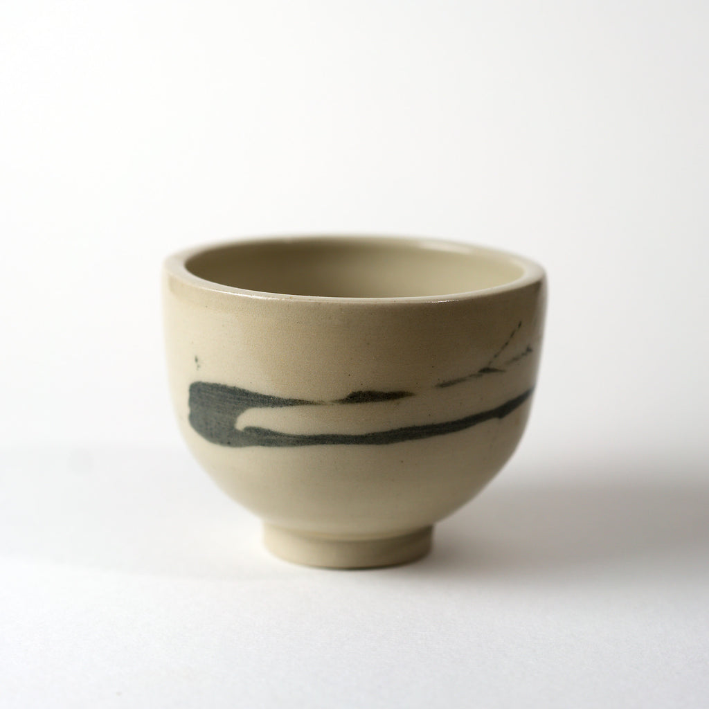 Ručně vyrobená čajová miska