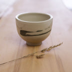 Ručně vyrobená čajová miska