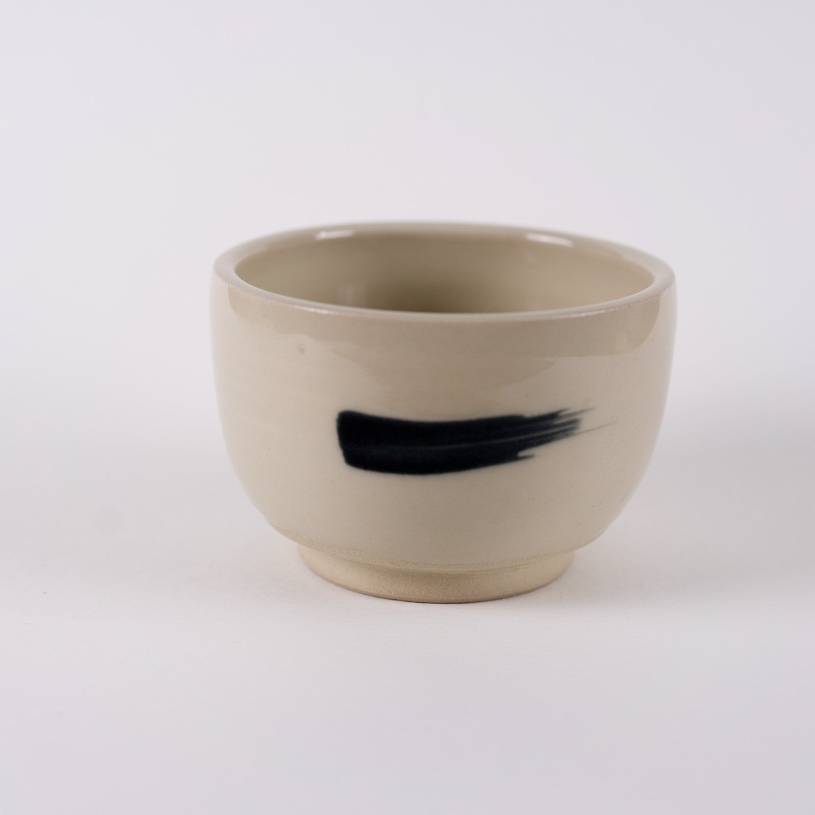 Ručně vyrobená čajová miska