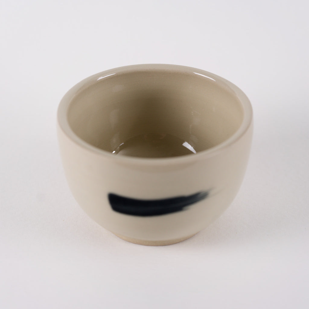 Ručně vyrobená čajová miska