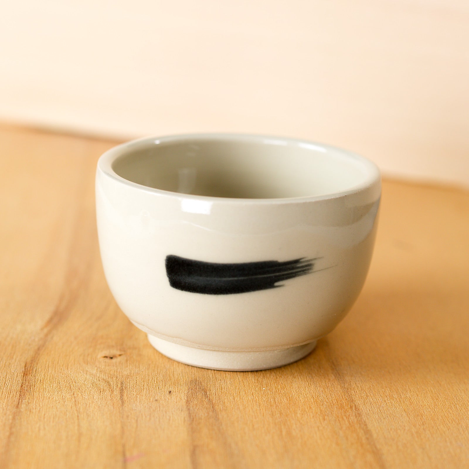 Ručně vyrobená čajová miska