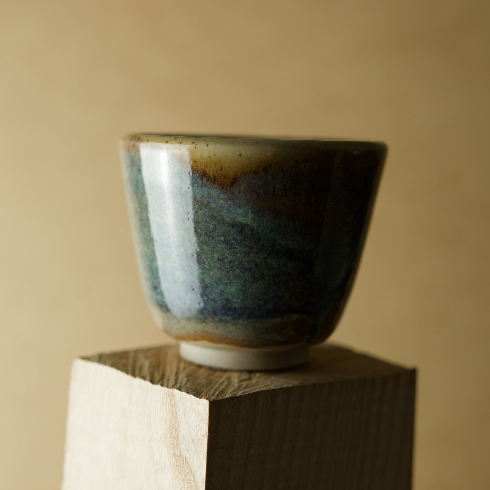 Ručně vyrobený šálek na espresso